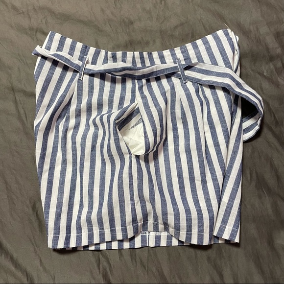 J.D. Luxe Lilly Striped Shorts - Picture 5 of 7